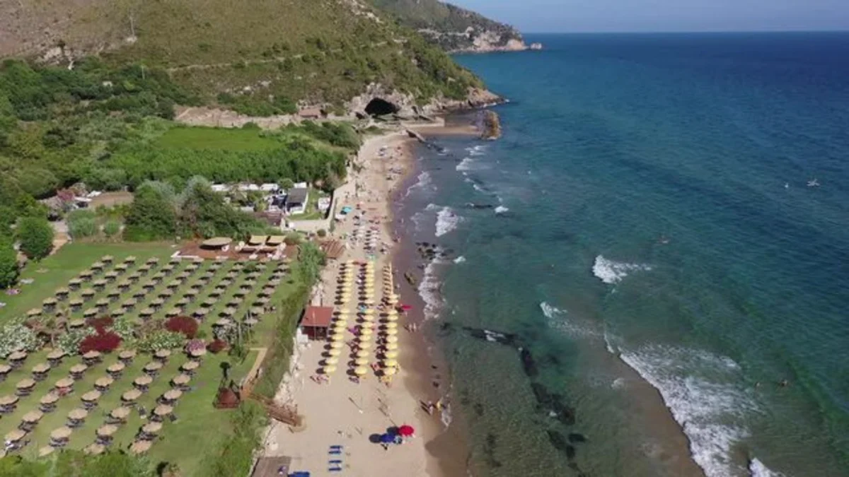 Spiaggia della Grotta di Tiberio